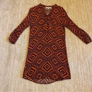 Almost Famous Copper/Orange & Navy Geometric Dress Small